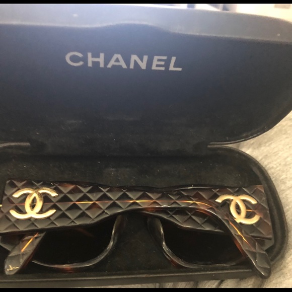 Chanel Authentic Sunglasses - Picture 3 of 6